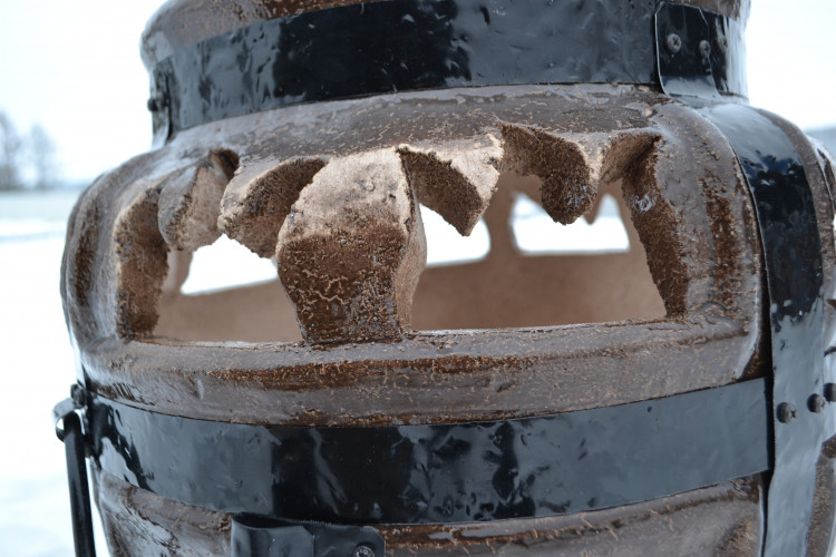 Тандыр-Камин Барельеф во Владивостоке