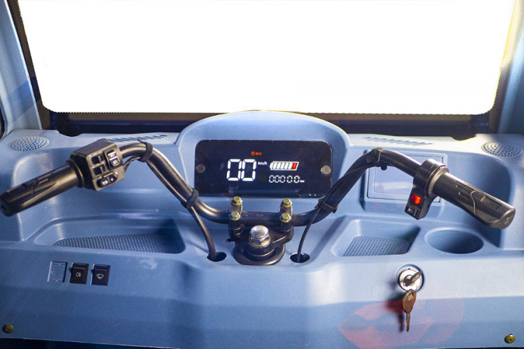 Грузовой электрический трицикл Rutrike Рейс 1300 во Владивостоке