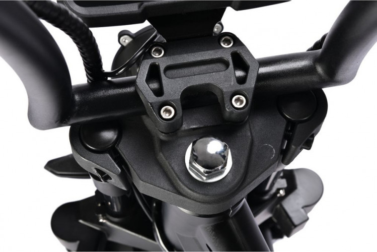 Электроскутер WHITE SIBERIA PRO BLACK EDITION 5000W во Владивостоке