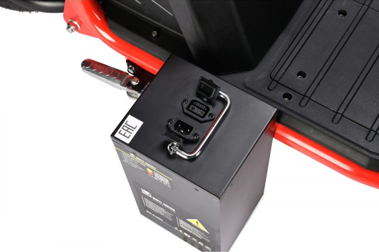 Электроскутер WHITE SIBERIA PRO BLACK EDITION 5000W во Владивостоке