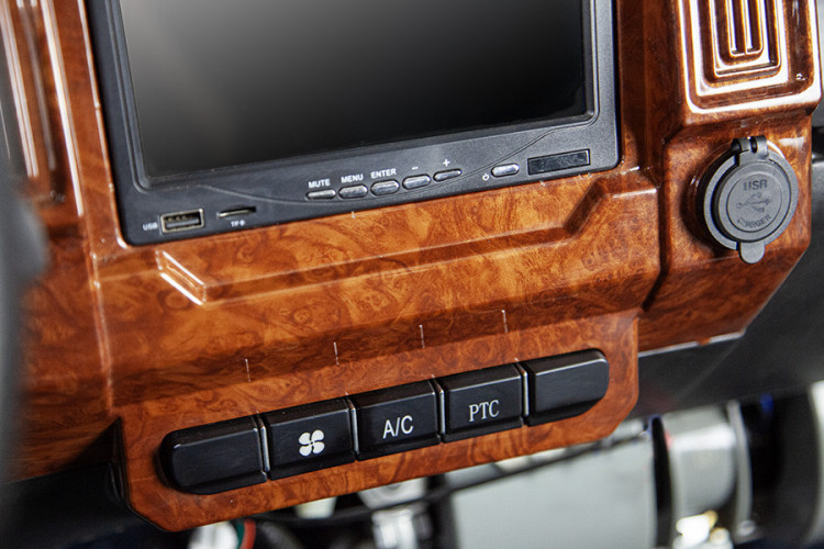 Электромобиль RTA ВЕКТОР во Владивостоке