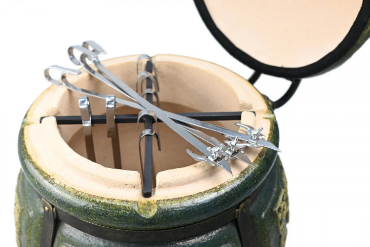 Тандыр Арслан во Владивостоке