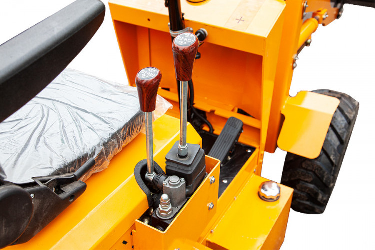 Электрический погрузчик RuTrike БРАВО 4x4 во Владивостоке