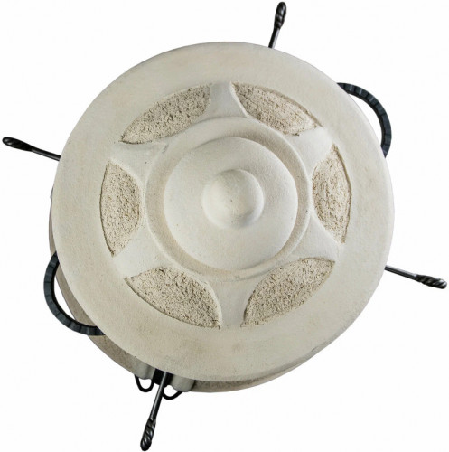 Тандыр Сармат Есаул с термометром во Владивостоке