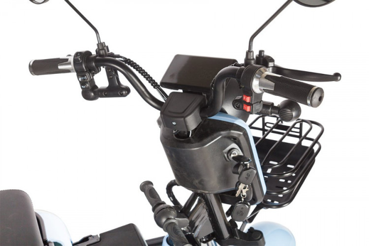 Электротрицикл Rutrike Gelbert Vega во Владивостоке