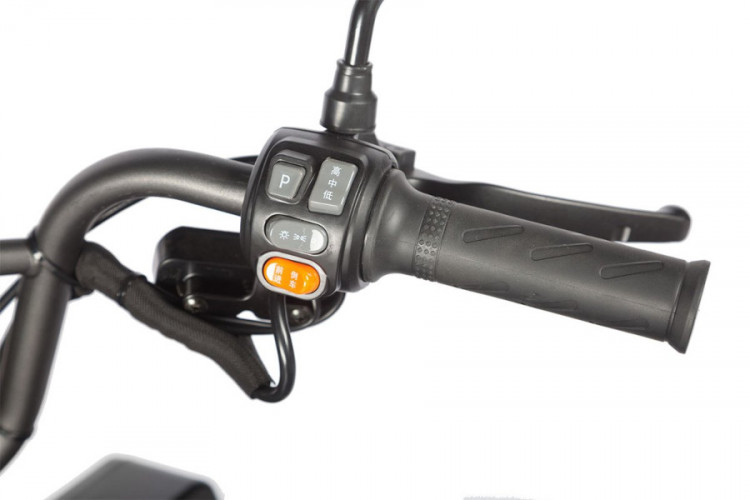 Пассажирский электротрицикл Wanshida UM+ во Владивостоке