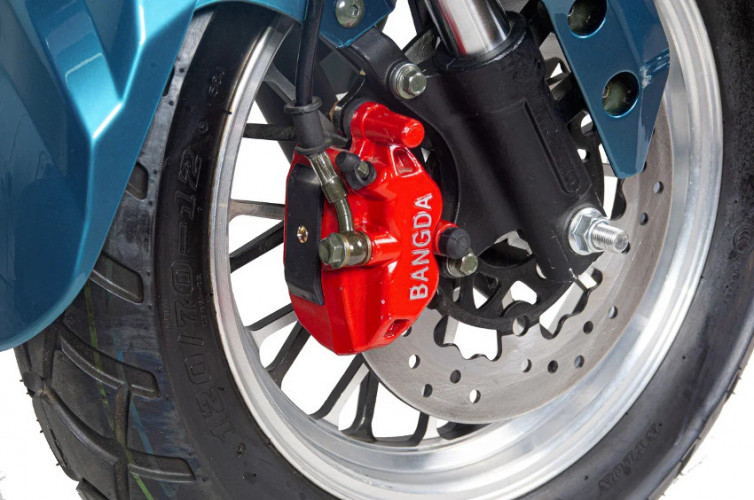 Электроскутер Minako Italy во Владивостоке