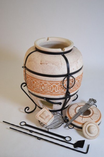 Тандыр Султан Большой во Владивостоке