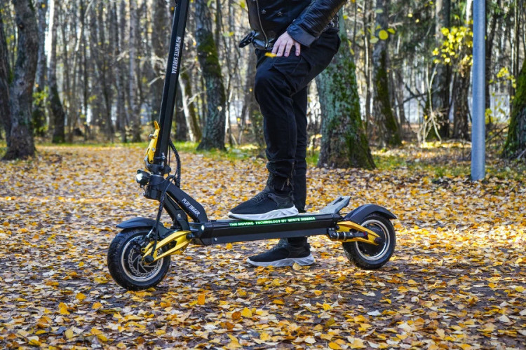 Электросамокат White Siberia NERPA PRO 3600W во Владивостоке