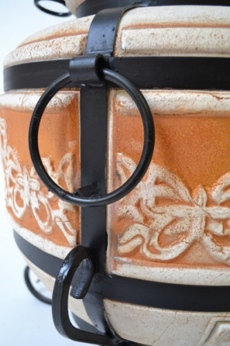 Тандыр Султан Средний во Владивостоке