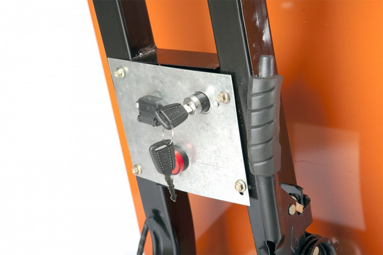 Тележка самоходная RuTrike «Ковш» СТК 500 48V900W во Владивостоке