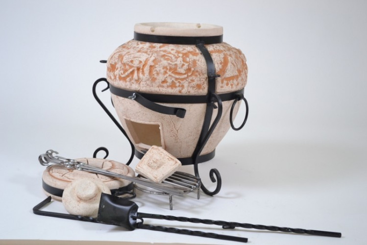 Тандыр Султан Каир Малый во Владивостоке