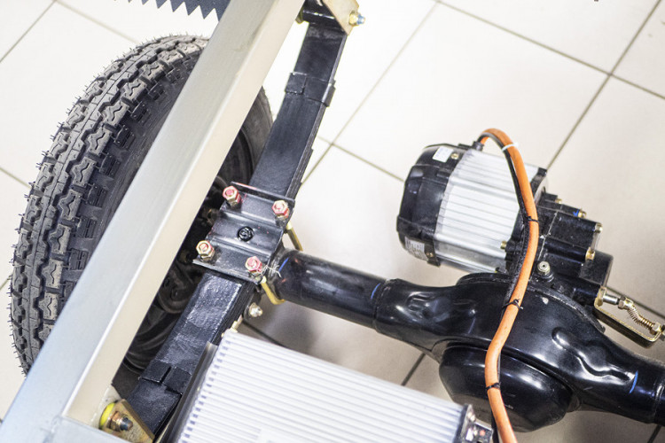 Грузовой электротрицикл Rutrike КАРГО Кабина 1500 во Владивостоке