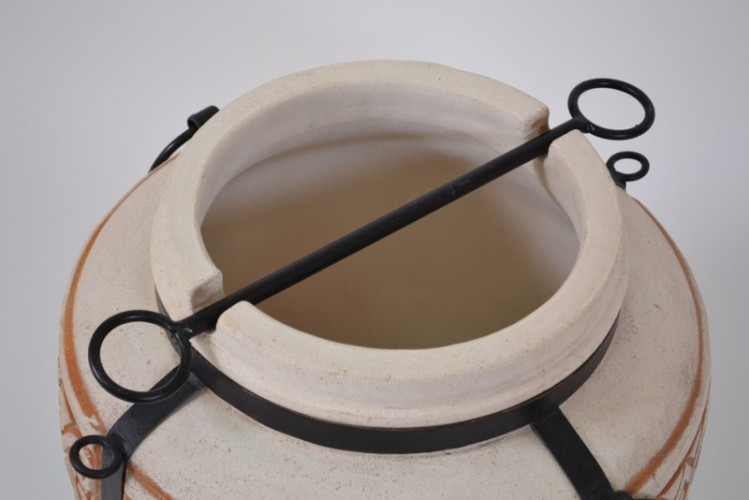 Тандыр Султан Джафар во Владивостоке